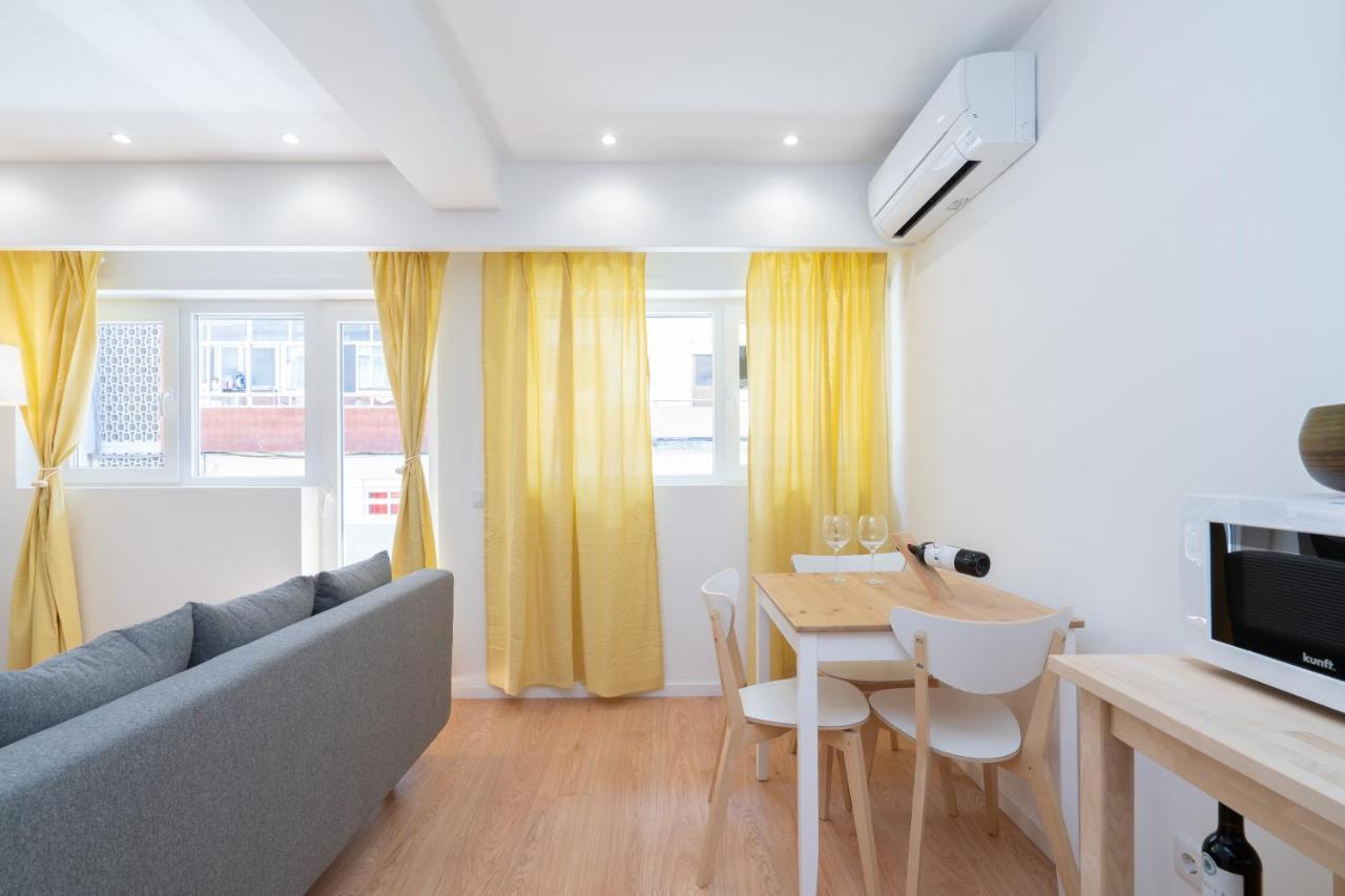 Sweet Sunny Flat W/ Balcony - Gaia Leilighet Vila Nova de Gaia Eksteriør bilde