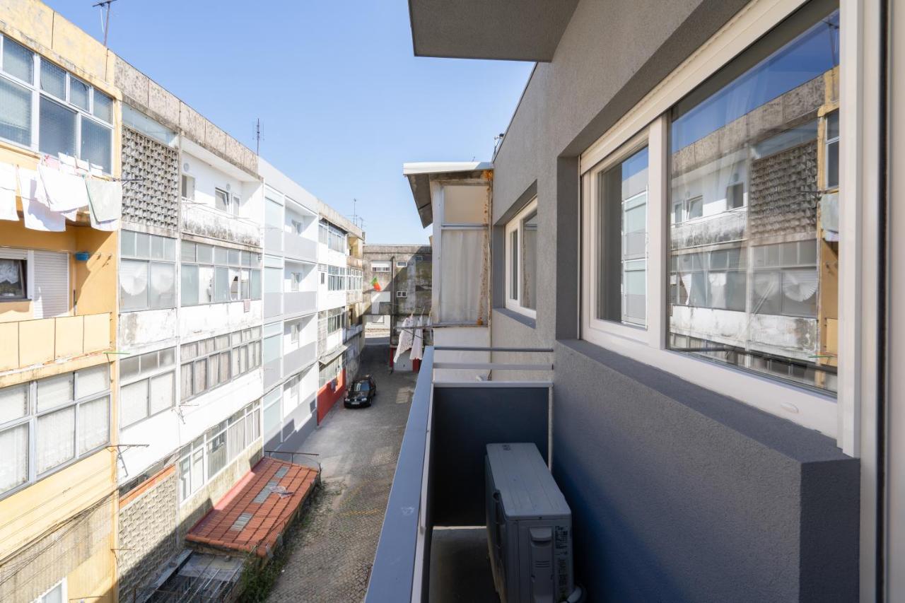 Sweet Sunny Flat W/ Balcony - Gaia Leilighet Vila Nova de Gaia Eksteriør bilde